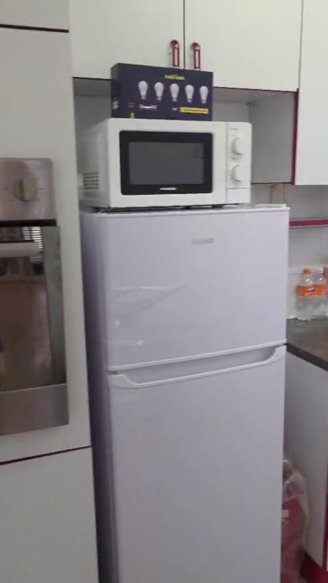 מטבח מאובזר בדירה מנוהלת בהרצליה